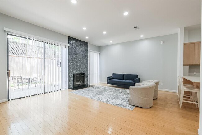 Foto del edificio - 1520 Driscoll St