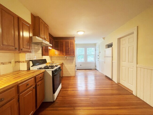 Foto del edificio - 1834 River St