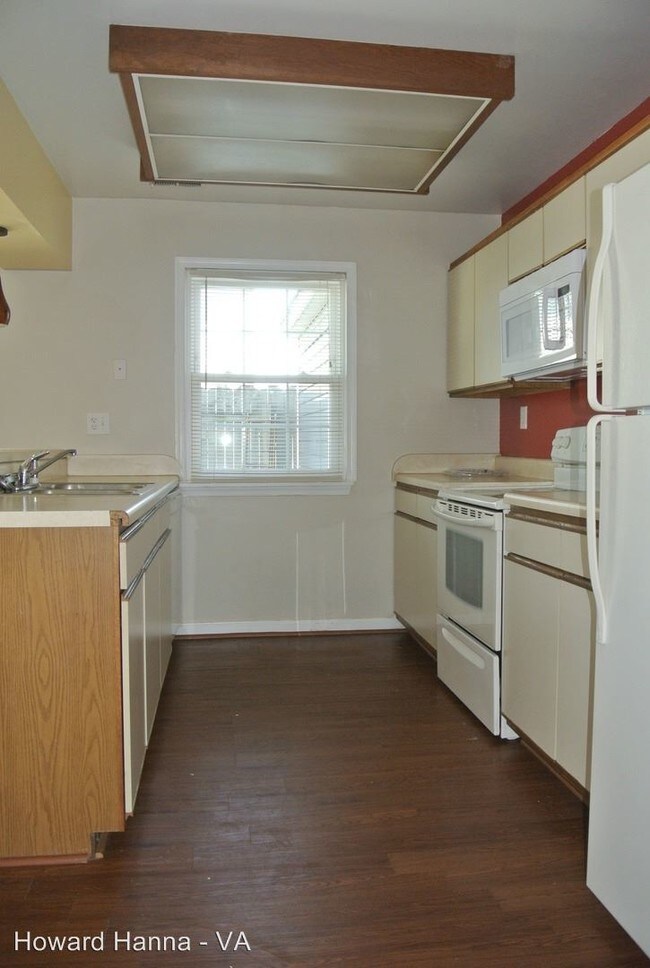 Building Photo - 2 br, 2 bath House - 618 Ridge Circle