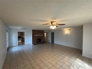 Building Photo - 5405 Duchess Ct