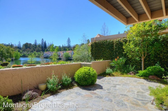 Building Photo - 3 br, 2.5 bath House - 145 El Pinar