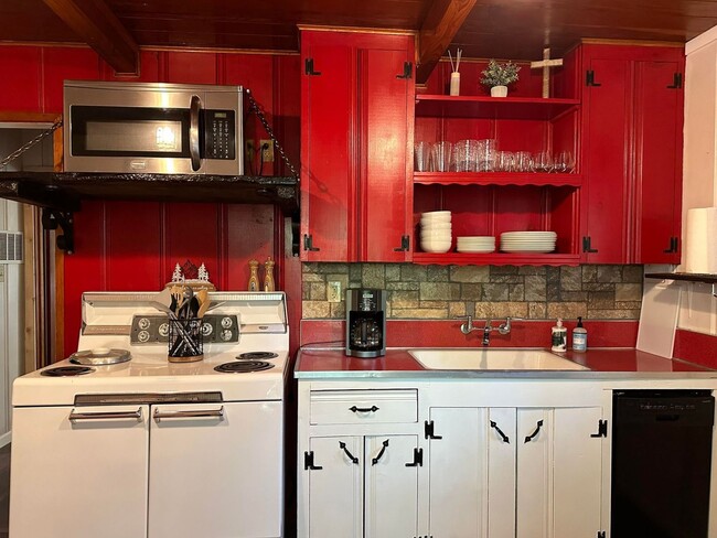 Foto del edificio - 23136 Oak View Dr