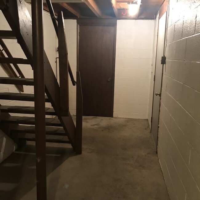 Finished half basement - 1443 Maple Dr