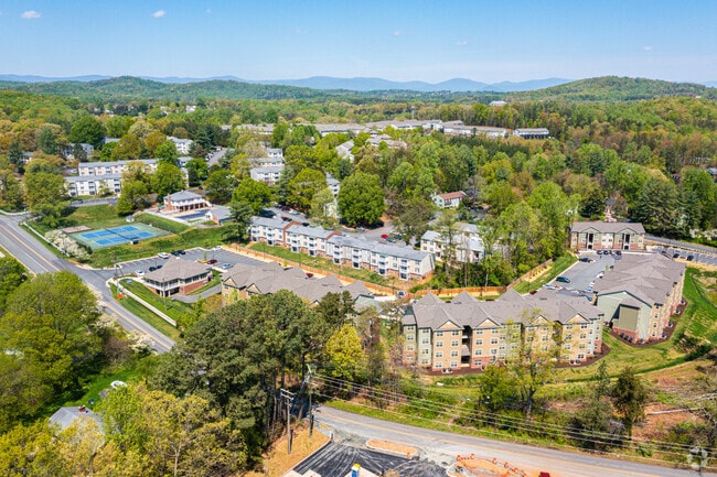 Building Photo - Brookdale Apartments
