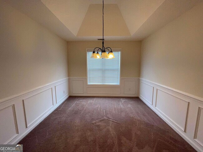 Building Photo - 1128 Chateau Terrace