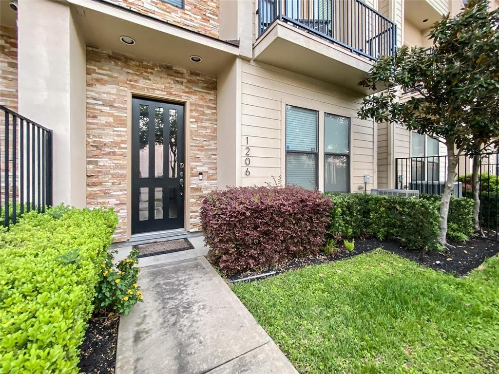 1206 Delano St, Houston, TX 77003 Condo for Rent in Houston, TX