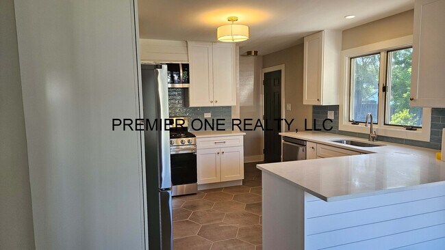 Building Photo - HAMMOND RENTAL