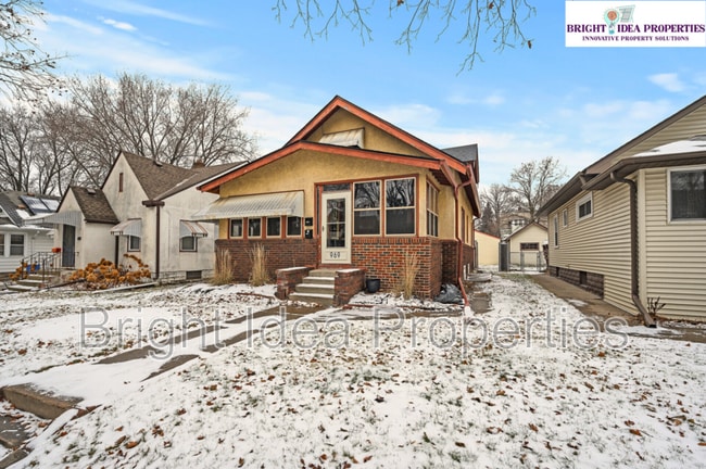Building Photo - 969 Lawson Ave E