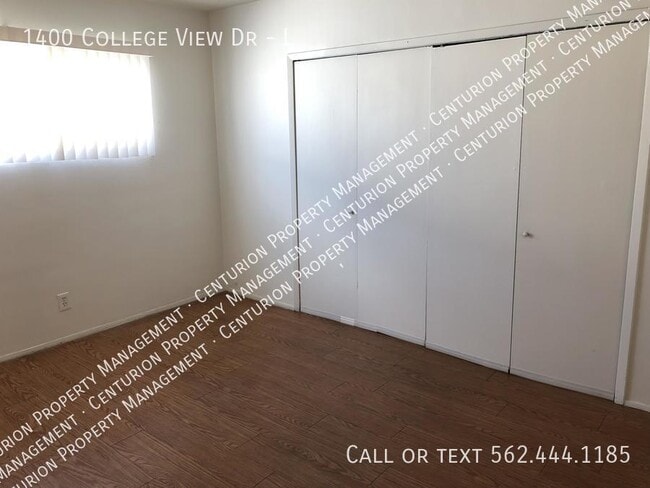 Building Photo - 1400 College View Dr