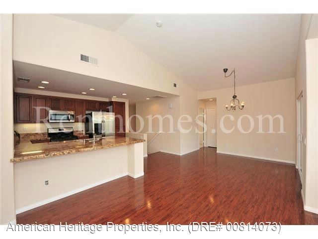 Building Photo - 2 br, 2 bath House - 10390-76 Scripps Powa...