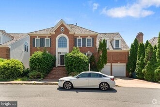 Building Photo - 2113 Arrowleaf Dr
