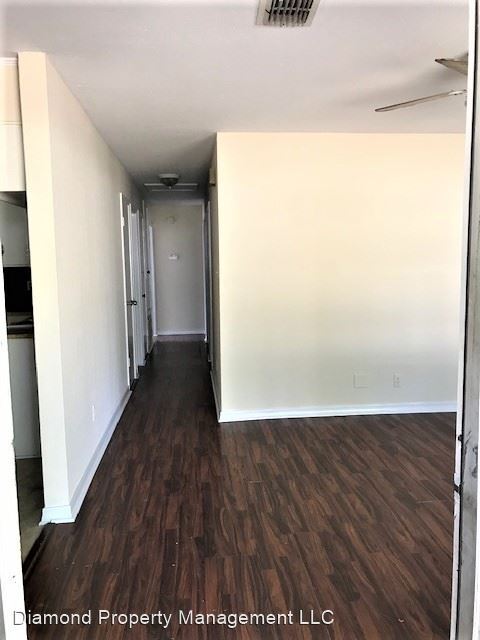 Building Photo - 3 br, 1 bath House - 273 W Phelps Ave