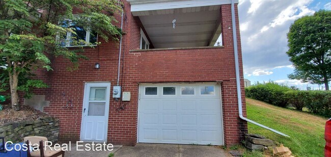 Building Photo - 4 br, 1.5 bath House - 220 Gill Hall Road