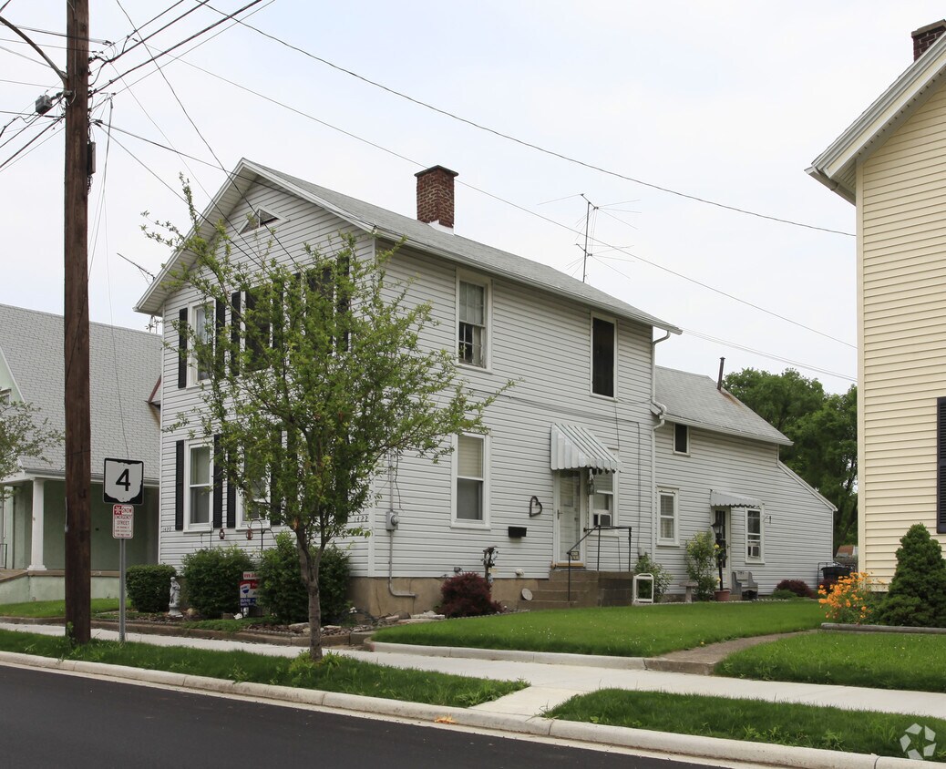 Building Photo - 1418-1422 Hayes Ave
