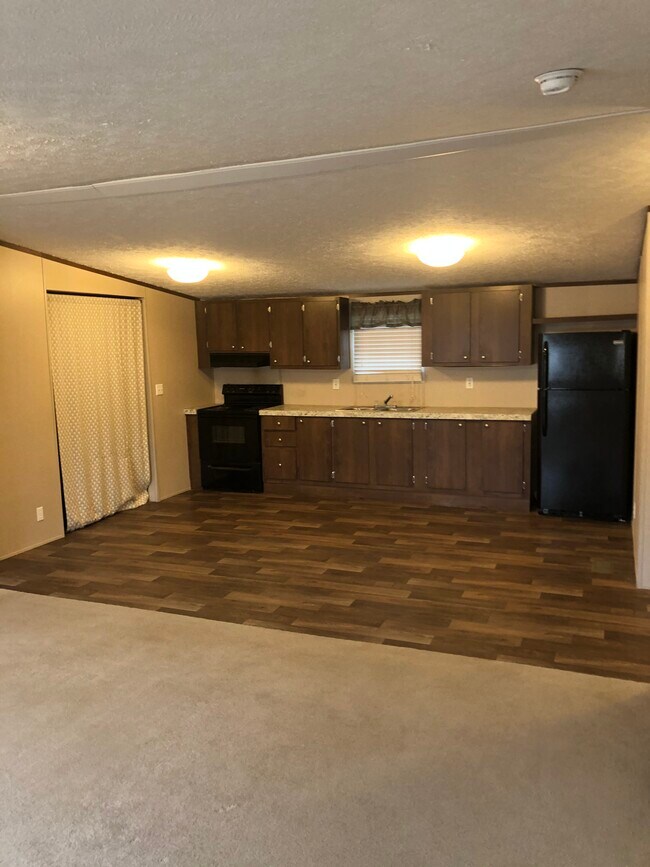 Building Photo - 325 Sabino Ranch Rd