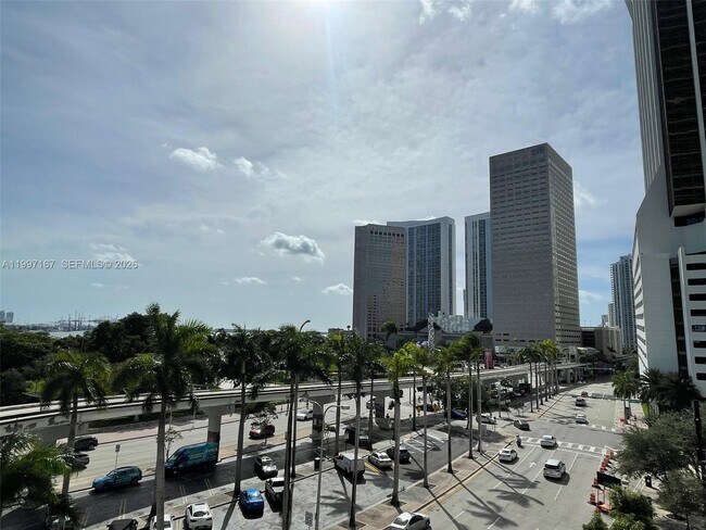 Foto del edificio - 50 Biscayne Blvd