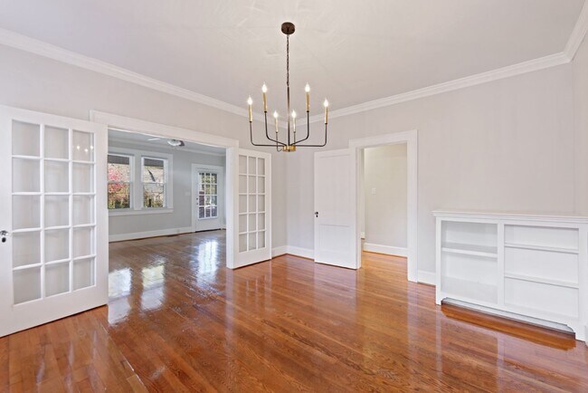 Foto del edificio - 1015 S Hawthorne Rd