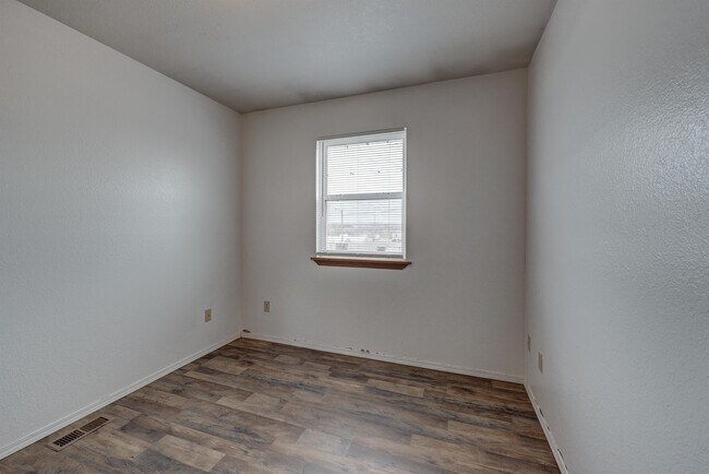 Foto del edificio - 627b S Walker St