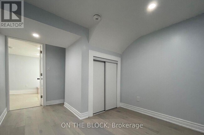 Building Photo - 78 Tedford Dr