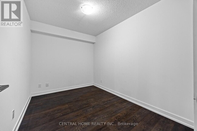 Building Photo - 125 Redpath Ave