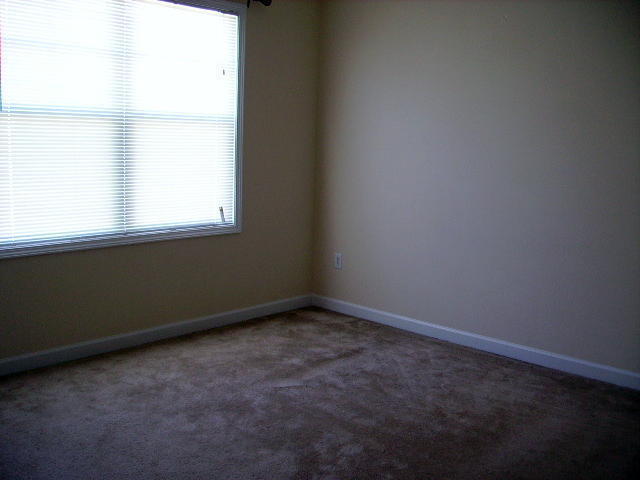 Foto del edificio - SPECIAL!  2 bedroom/2 bath condo in Heatherstone - 1/2 half rent 2nd month