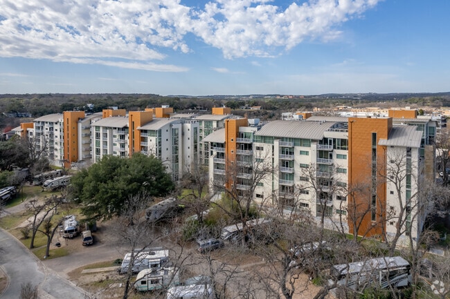 Building Photo - Barton Place