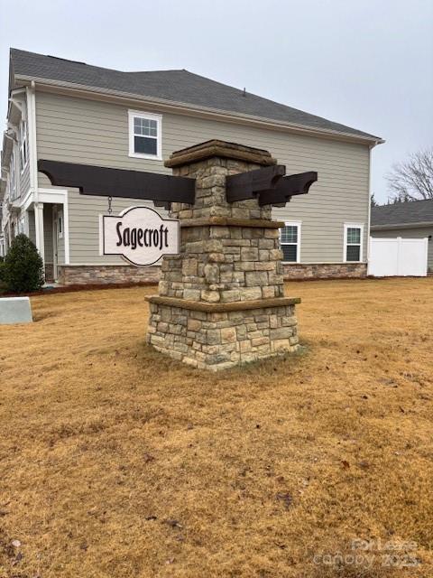 Foto del edificio - 204 Sagecroft Ln