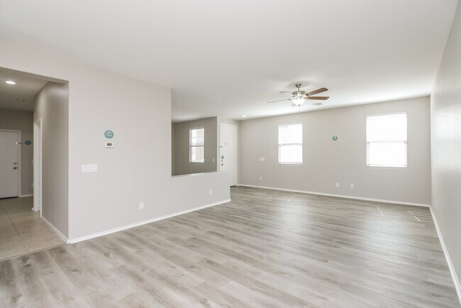 Building Photo - 2218 S 118th Ave