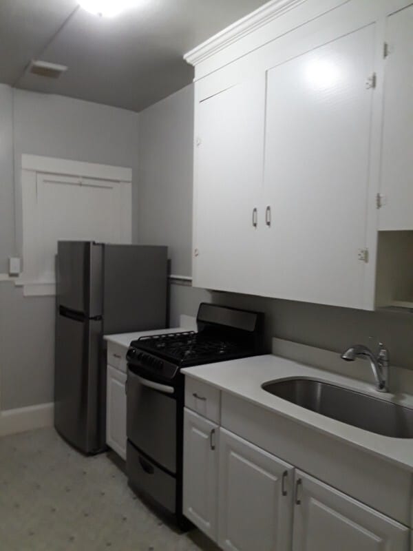 Building Photo - 880 E 100 S