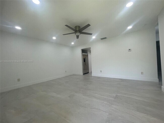 Foto del edificio - 25450 SW 107th Ave