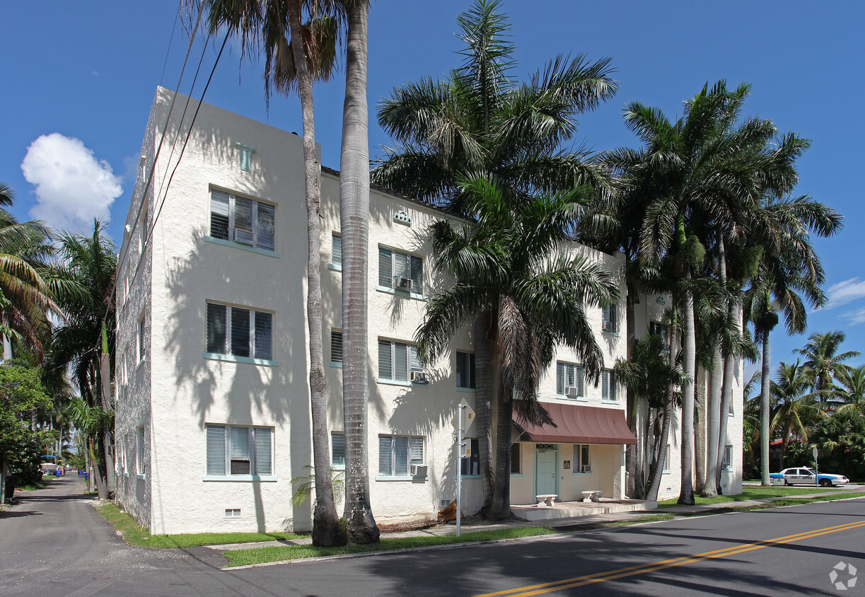 Primary Photo - The Avalon