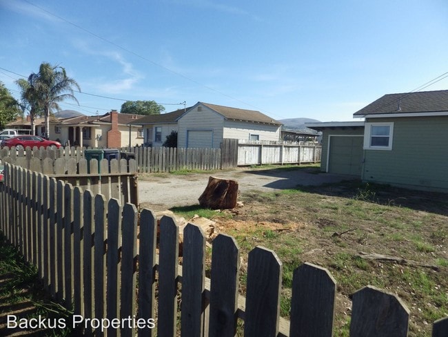 Foto del edificio - 2 br, 1 bath House - 664 San Juan Grade Rd