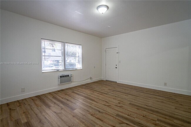 Building Photo - 245 79th St