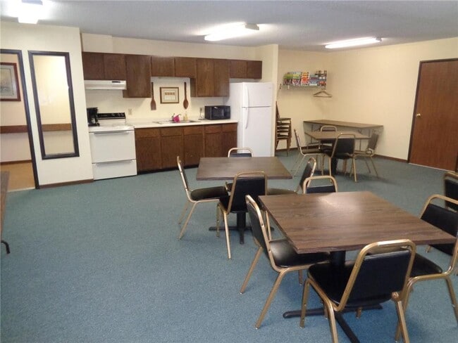 Foto del edificio - 6717 Old Sawmill Rd