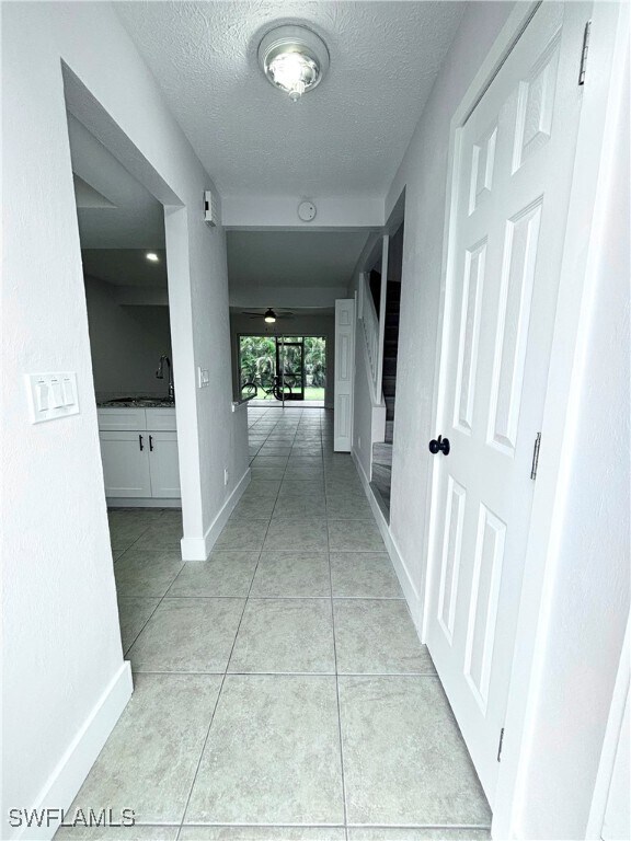 Building Photo - 4520 SW 8th Pl