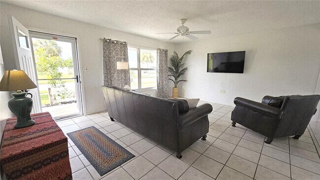 Building Photo - 13398 Ballon Ave