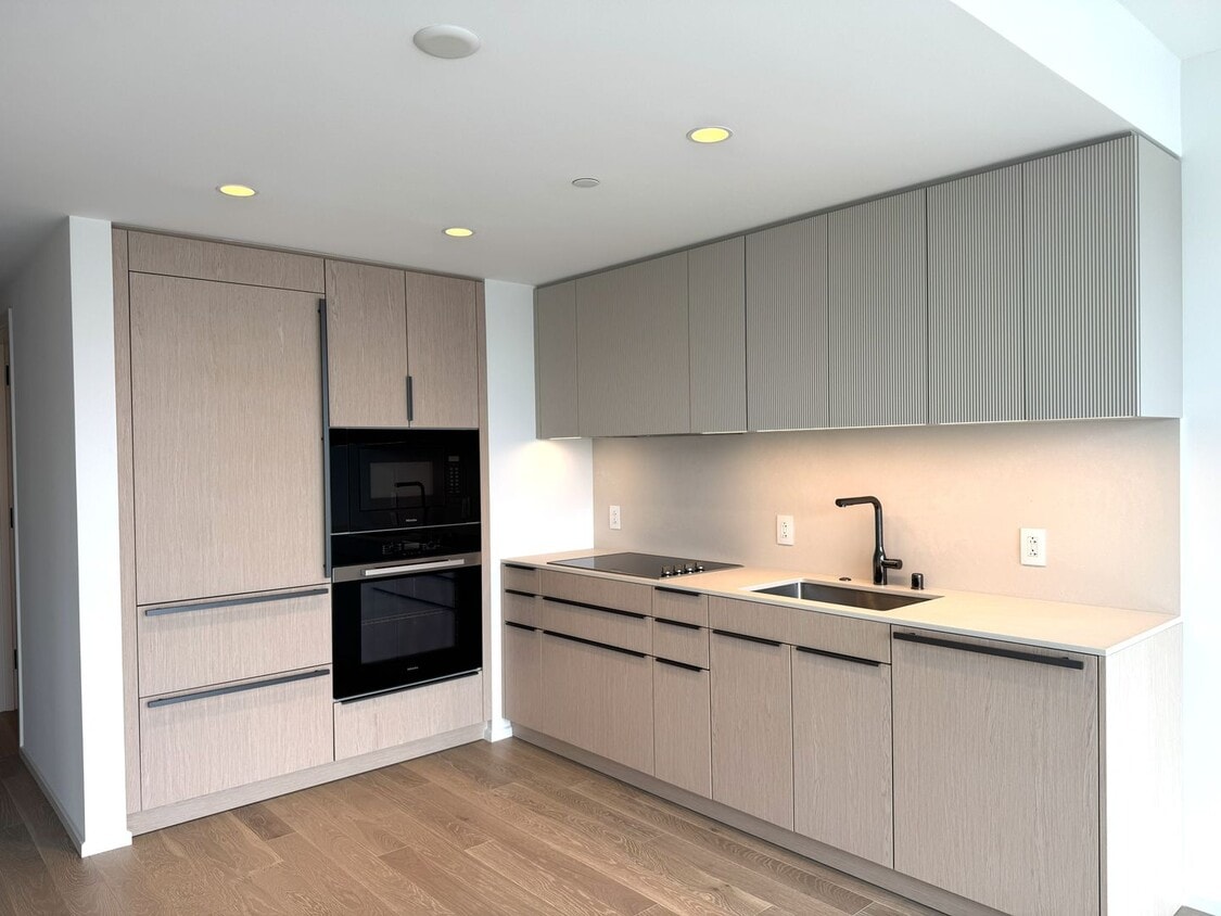 The Park Ward Village - One bedroom, one bath, one assigned parking stall - The Park Ward Village - One bedroom, one bath, one assigned parking stall