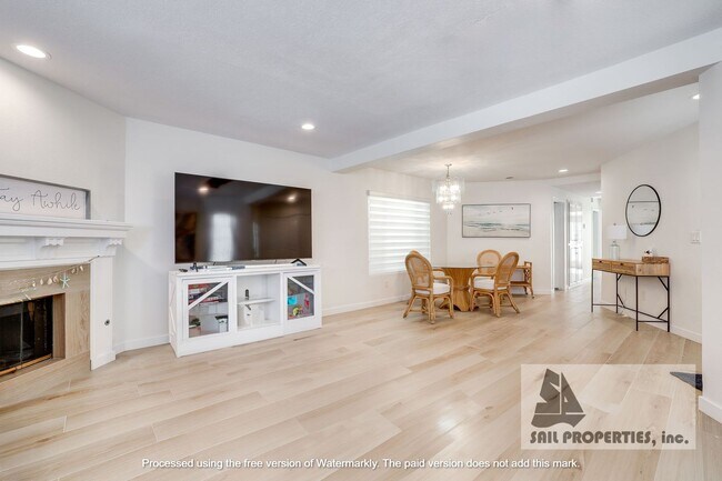 Foto del edificio - Gorgeous beach house with ocean view!