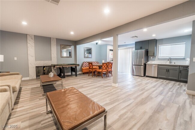 Foto del edificio - 3955 Savoy Ct