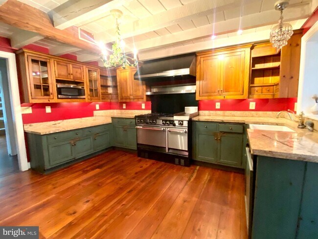 Building Photo - 5080 Harvest Ln