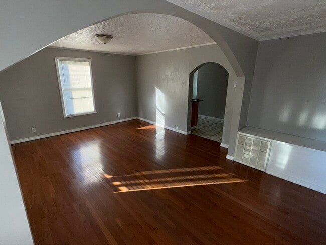 Living room - 1455 Georgia Ave