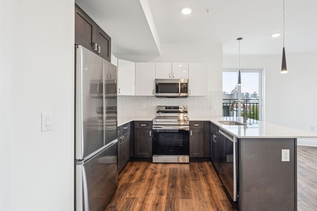 Interior Photo - 1701 Federal - Olo