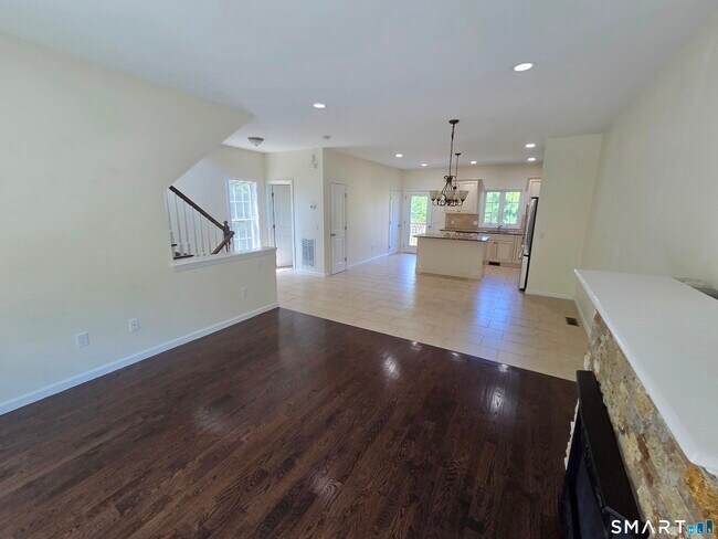 Foto del edificio - 10 Oak Meadows Dr