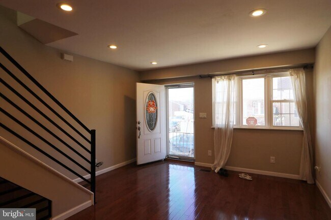 Foto del edificio - 2453 S Lee St