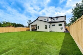 Building Photo - 1726 Wilde Rock Way