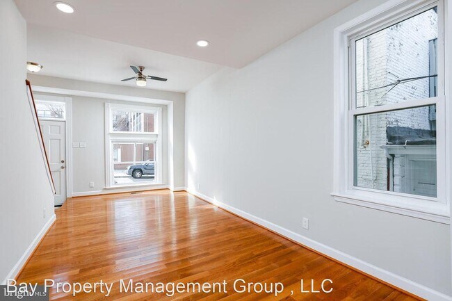 Foto del edificio - 3 br, 2 bath House - 501 S Linwood Ave