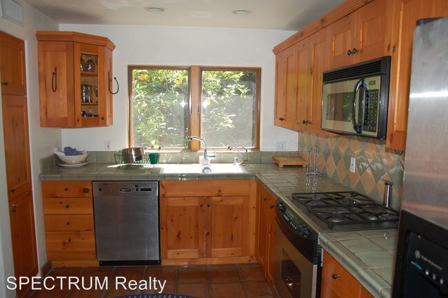 Foto del edificio - 2 br, 2.5 bath House - 1021 Laguna  #5