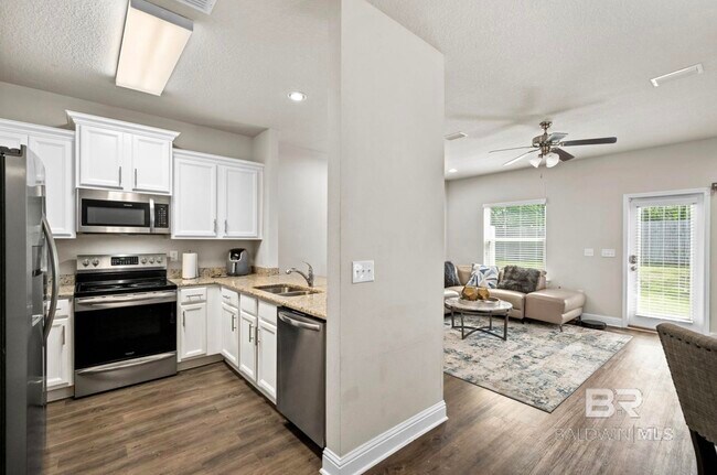 Foto del edificio - 25806 Pollard Rd