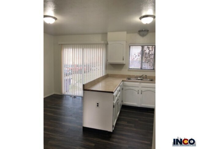 Foto del edificio - 790 S Patton Ct