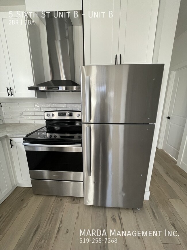 Building Photo - MODERN 2 BED/1 BATH UNIT IN CHATHAM + HYDRO